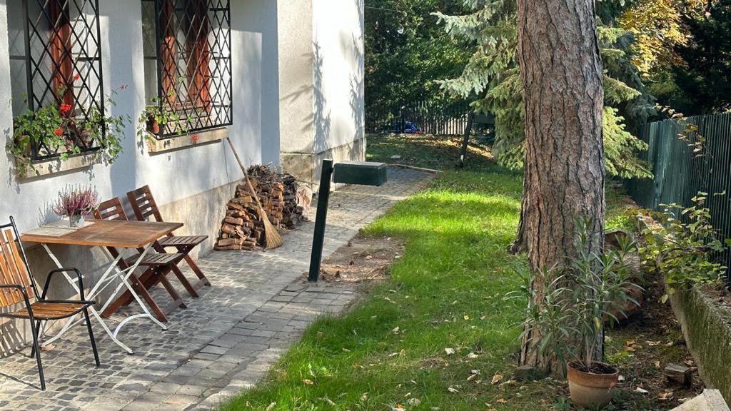 Cosy Apartman In Green Buda 부다페스트 외부 사진