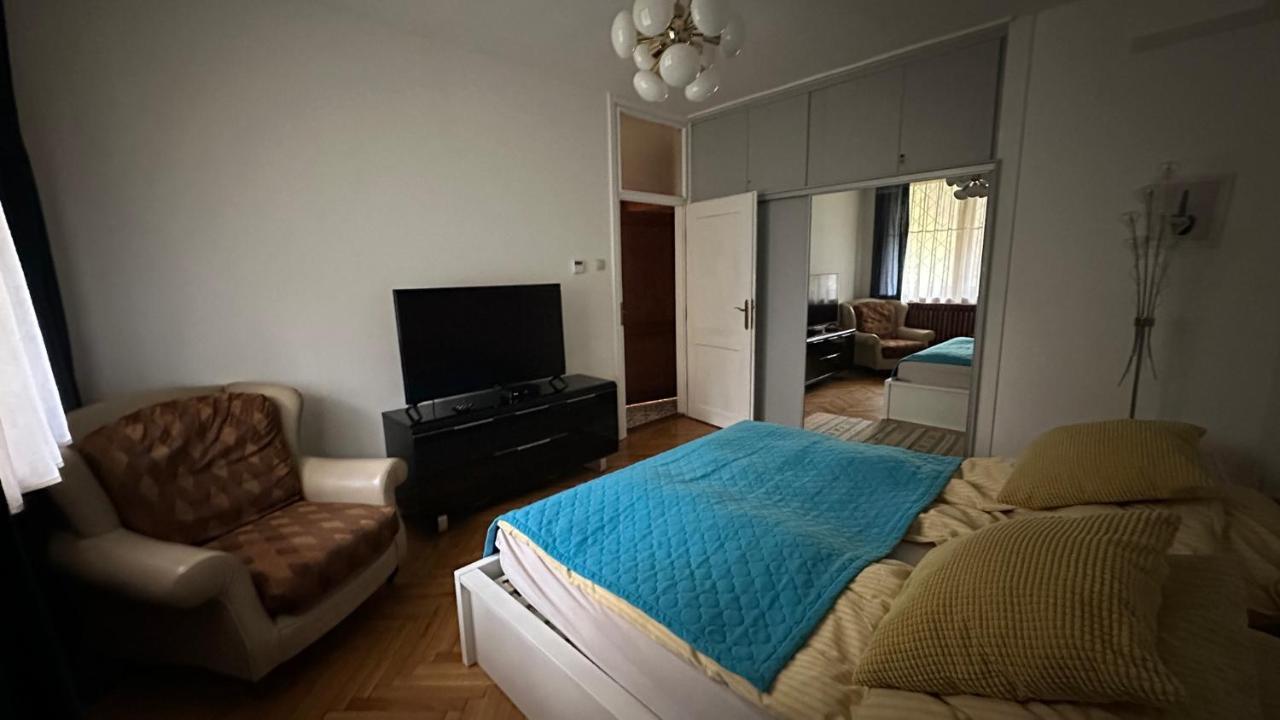 Cosy Apartman In Green Buda 부다페스트 외부 사진