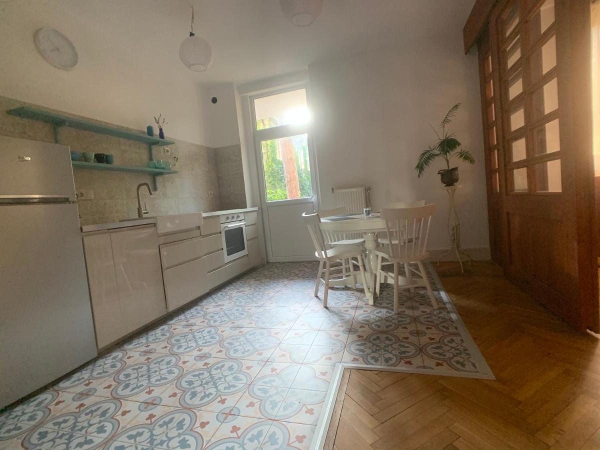 Cosy Apartman In Green Buda 부다페스트 외부 사진